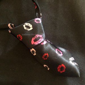 Colorful Lips Mini Tie - Fun Prints  =PETS=  TY137  NWT Boutique